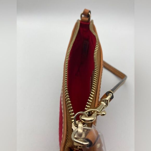 NWT Dooney & Bourke Tartan Large Zip Wristlet Red Color - Picture 5 of 11